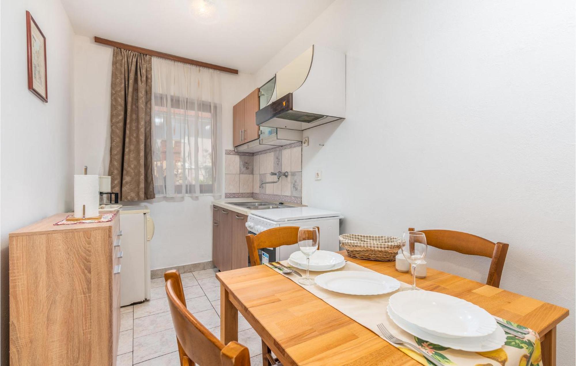 Gorgeous Apartment In Krk With Wifi Krk Town Extérieur photo