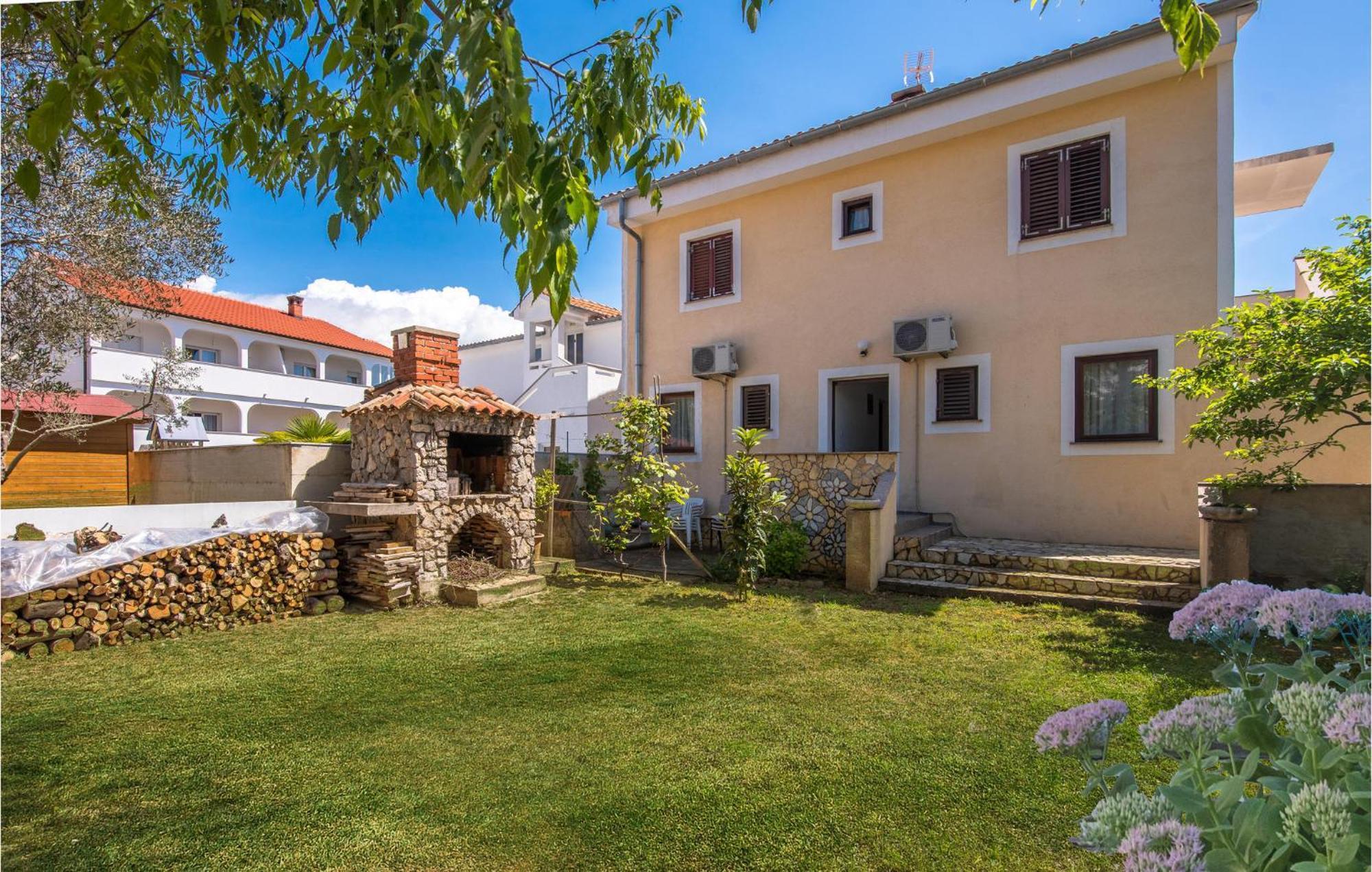 Gorgeous Apartment In Krk With Wifi Krk Town Extérieur photo