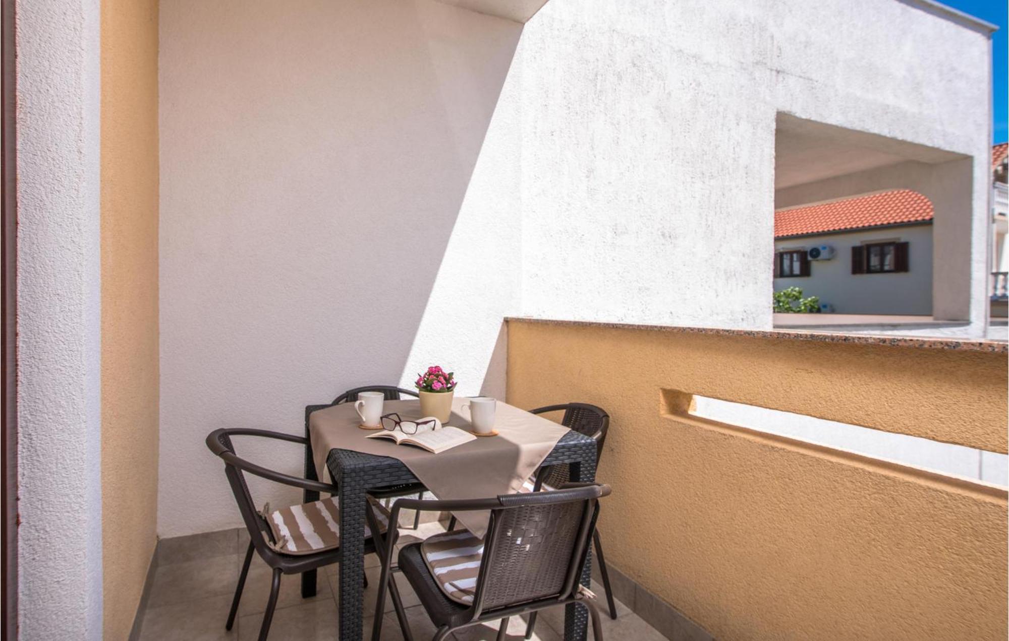 Gorgeous Apartment In Krk With Wifi Krk Town Extérieur photo